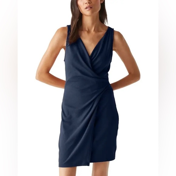 MICHAEL STARS NWOT ABBY FAUX WRAP DRESS💚 in Olive Green - Picture 3 of 4